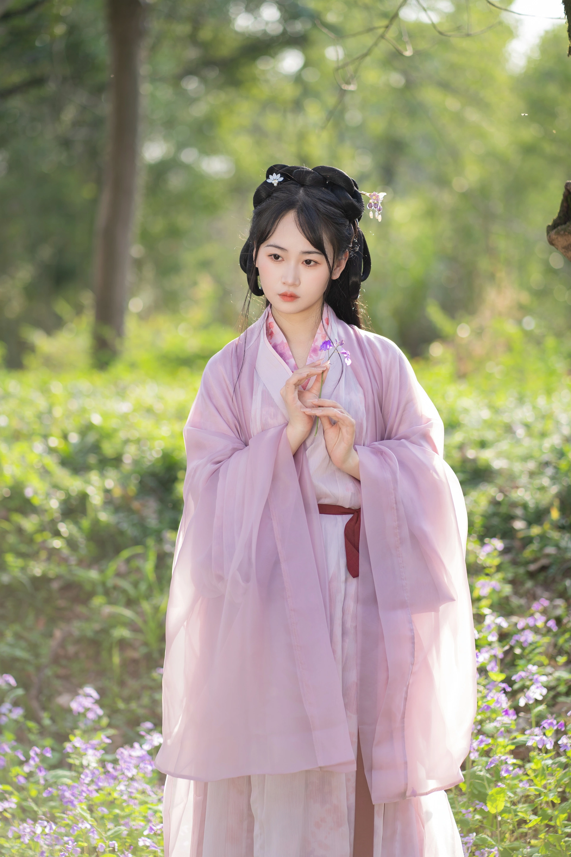 [YITUYU艺图语]2023.11.30 紫色汉服真的好美啊 湫一只岁岁 2